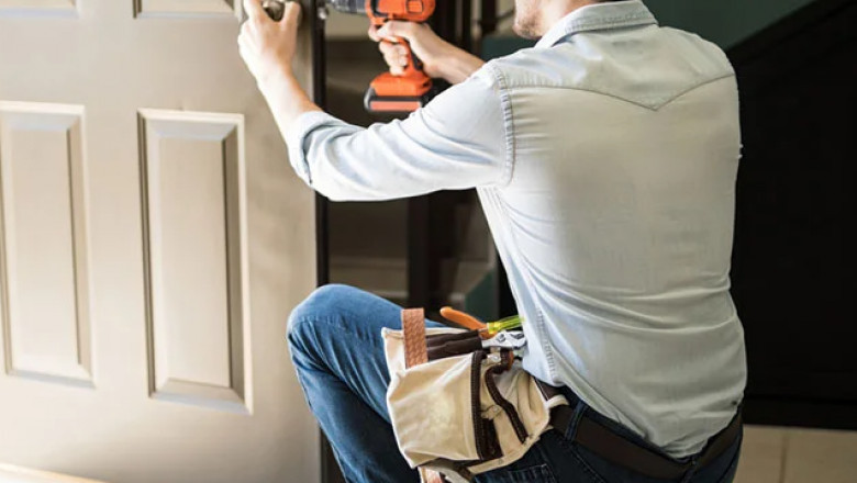 Expert Door Repair Services in Brussels – Repartout Express