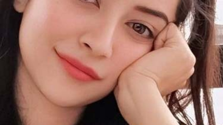 Experience Endless Enjoyment with Agra Desi Girl