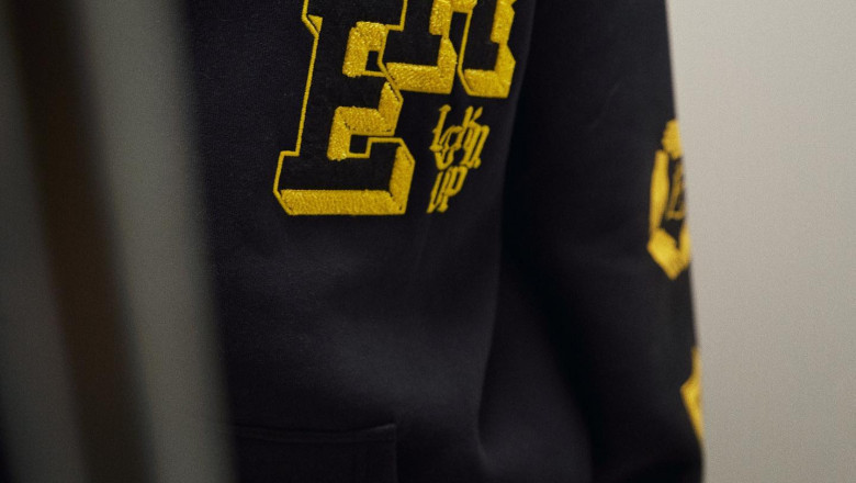 Ere Studios Hoodie – Wenn Minimalismus auf Meisterwerk trifft