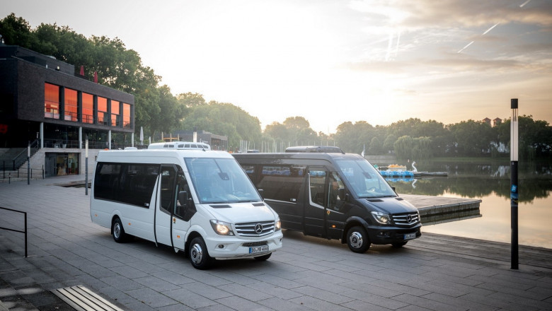 Get Group Travel Right with 16 Seater Minibus Hire